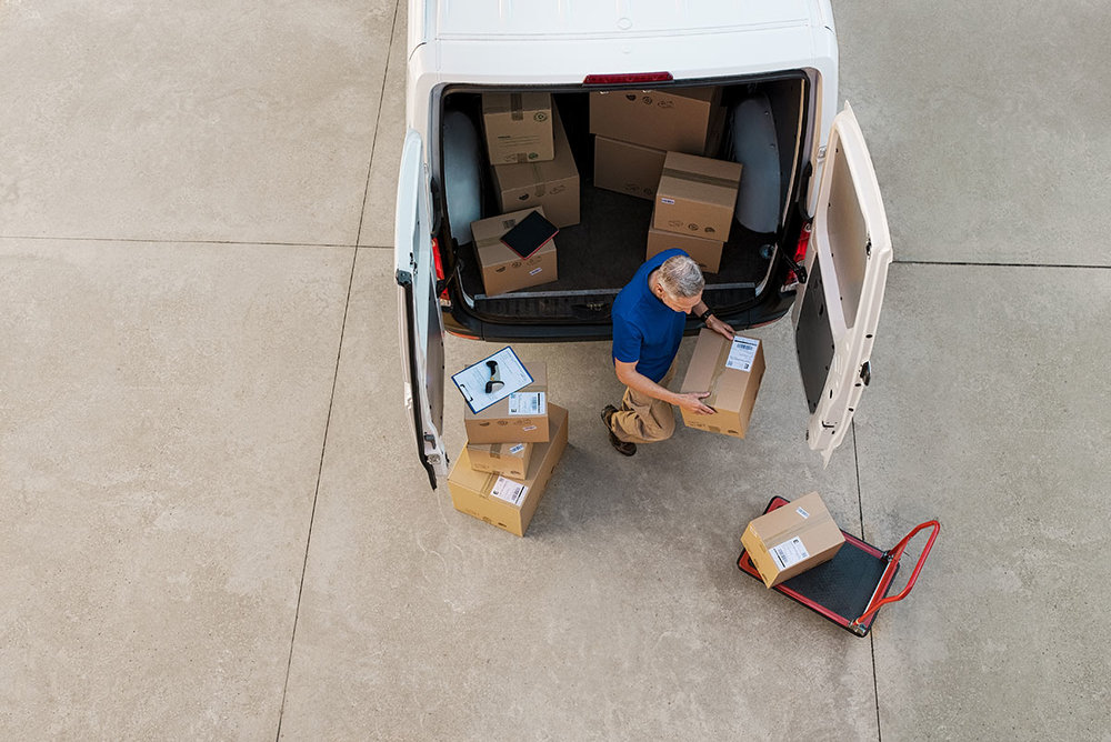 What Services Do Courier Companies Provide?